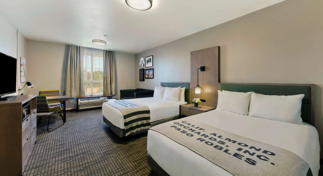 Oxford Suites Paso Robles, Забронировать Отель Пасо-Роблс Paso Robles Wine Country