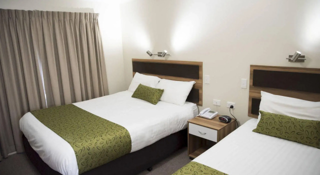 Charleville Motel, Prenota Motel Hotel a Queensland con parcheggio, Parcheggio
