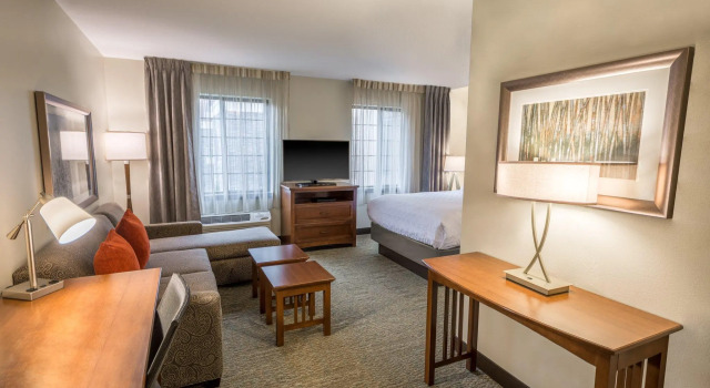 Двухместный люкс Staybridge Suites - Kansas City-Independence by IHG
