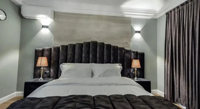 Двухместный номер Standard с балконом Hotel Vila Tirana