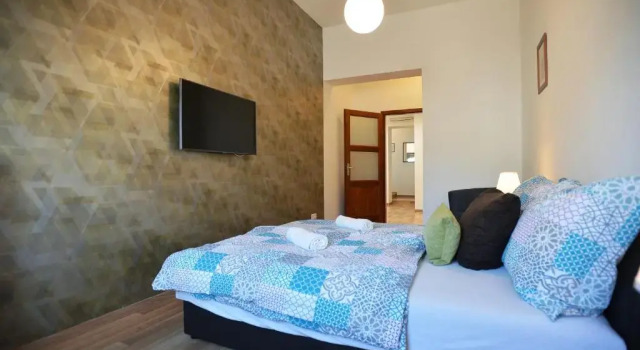 Апартаменты Standard Corner Apartman Eger