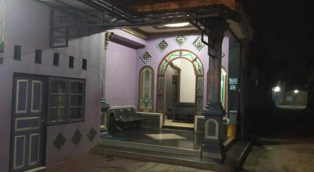 OYO 90430 Penginapan Hdk