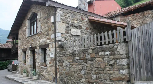 Casa Rural La Xiarapina, Reserva ahora Apartamento Serrapio Asturias