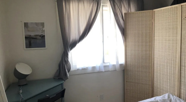 Номер Business Cute Housing Glendale California