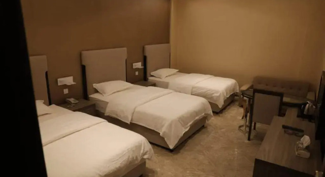 Трёхместный номер Standard Al Shaiki Hotel