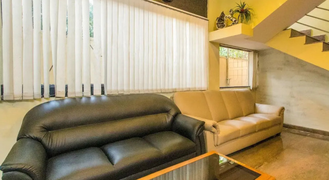 OYO 330 RB Hospitality, Rezervovat Hotel Hotely v Bangalore s parkováním, Parkování