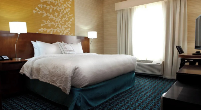 Двухместный номер Standard Fairfield Inn & Suites by Marriott Lethbridge