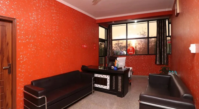 OYO 13107 Westend Residency, Забронировать Отель Отели Нью-Дели с завтраком, Завтраки