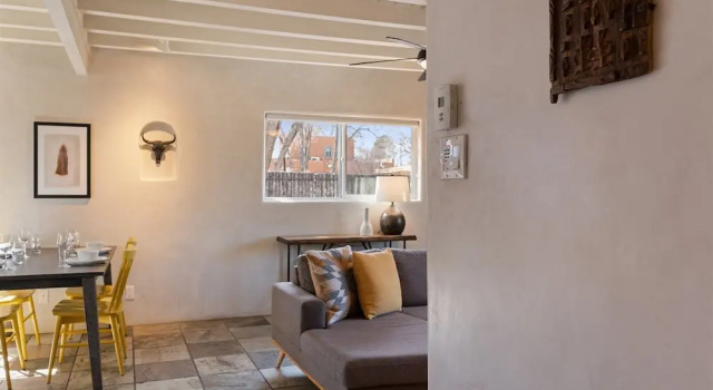 Коттедж Reposado - Kiva Fireplace, Walk Everywhere, Adorable Patio