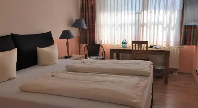 Hotel Frankenhöhe, Book Hotel Aurach Middle Franconia