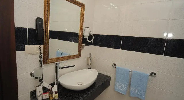 Двухместный номер Standard Golden Lake Hotel