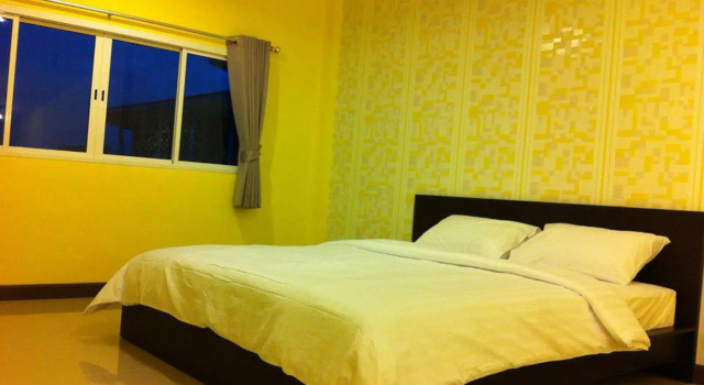 The Mondrian Khon Kaen Apartment, Varaa Huoneisto Hotellit North-Eastern Thailand pysäköinnillä, Pysäköinti