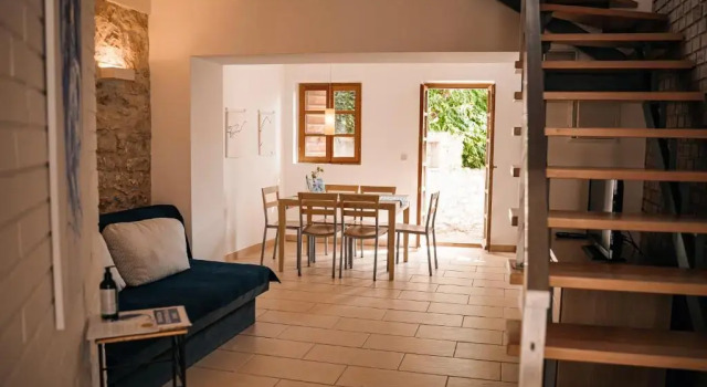 Коттедж с 2 комнатами с видом на море Holiday Homes Susak Sansego