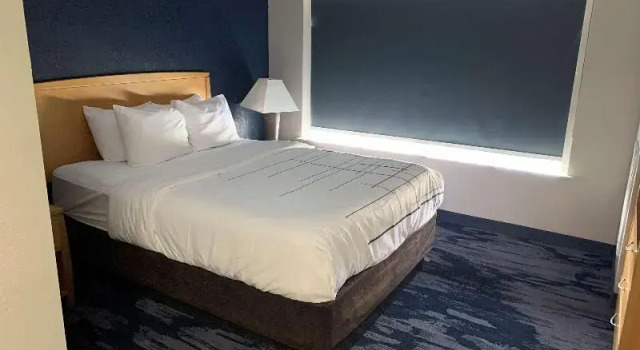 Номер Standard Candlewood Suites San Antonio - Fort Sam Houston by IHG