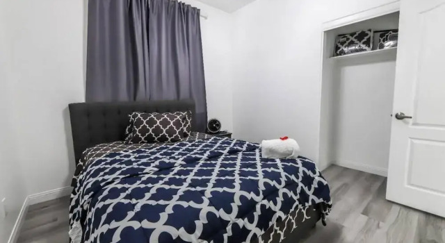 Luxury Estate 4bdrm Pool Spa Oasis Pets Welcome, Book Ferieresort Paradise. USA