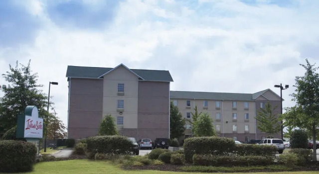 InTown Suites Extended Stay Norfolk VA, Забронировать Отель Норфолк Виргиния