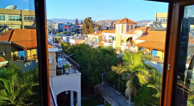 Люкс с видом на море Lovely Seafront Place on 1st line with Sea&Mountain view in Green Peaceful GalatexComplex