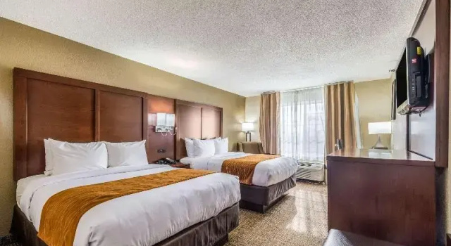 Номер Standard Comfort Inn & Suites Dayton North