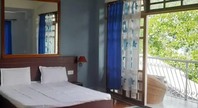 Ronglyang Villa Homestay Near MG Road, Book Villa Villas in Gangtok, Villa