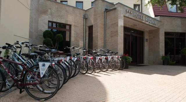 Hotel Rudnik, Забронировать Отель Грудзёндз 