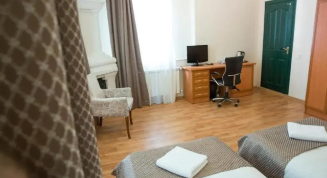 Трёхместный номер Standard Town Gates Hotel