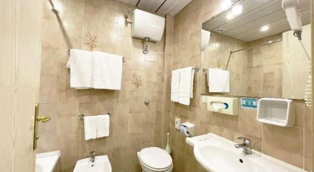 Двухместный номер Superior с балконом Hotel Central Wellness