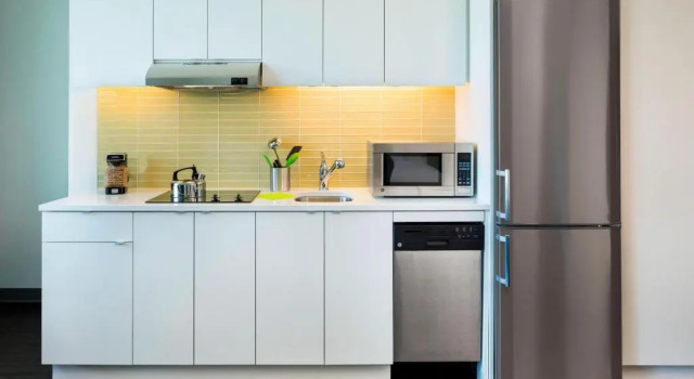 Двухместный люкс c 1 комнатой Element by Marriott Vancouver Metrotown