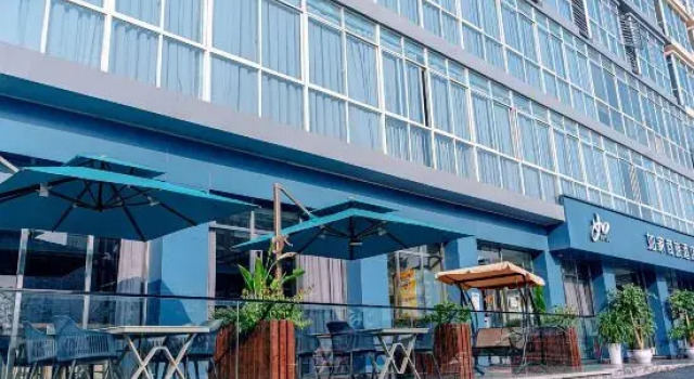 Homeinn Selected Hotel (Mianyang Science City), Rezerwuj Hotel Hotele w Mianyang z parkingiem, Parking