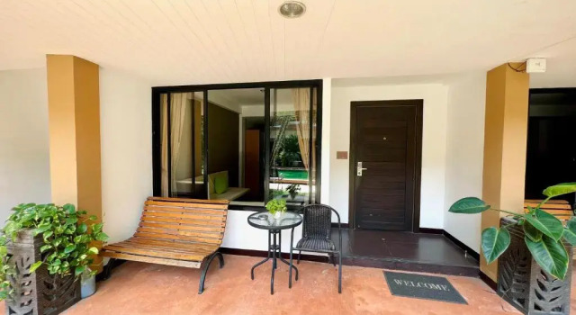 Двухместный номер Deluxe с видом на бассейн Hotel La Villa Khon Kaen