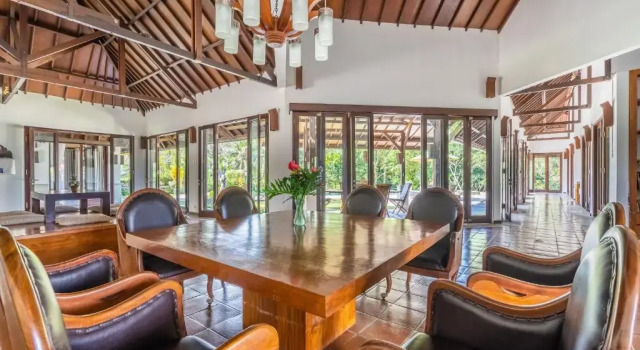 Вилла с 3 комнатами Tirta Tawar Villa Ubud