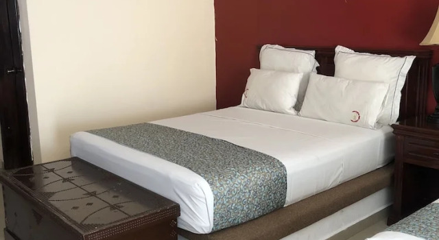 Четырёхместный номер Standard Hotel Confort Plaza