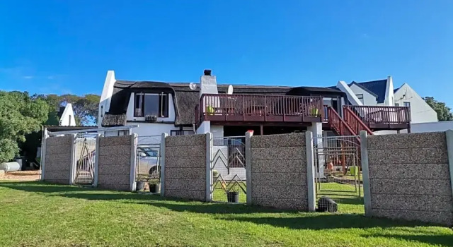 Chilli Moon B&B, Prenota Bed & breakfast Still Bay Riversdal