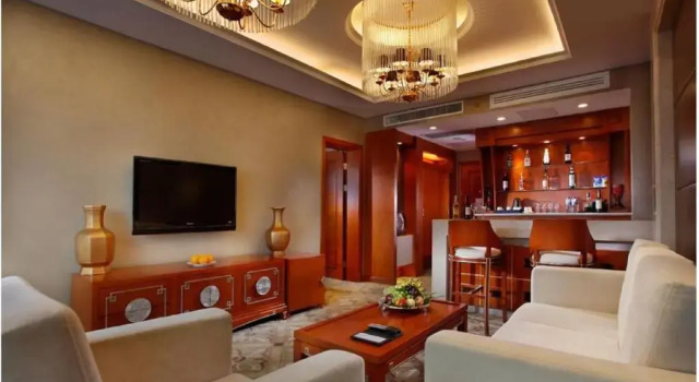 Junior suite Howard Johnson TCP Hefei