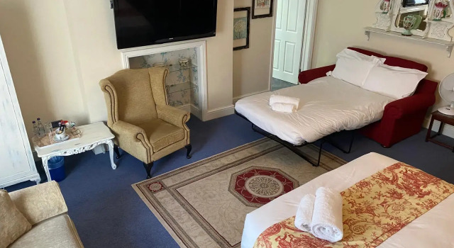 Calder House Hotel