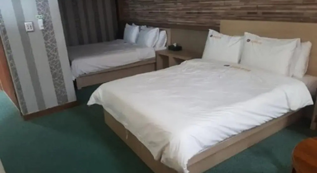 Tongyeong Tourist Hotel, Reserva ahora Hotel Hoteles en Geoje con desayuno, Desayunos