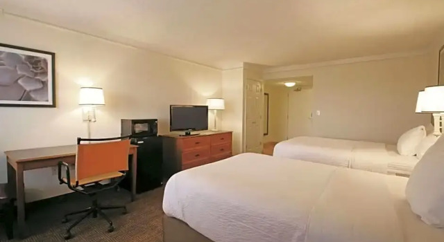 Номер Deluxe La Quinta by Wyndham Coral Springs University Dr