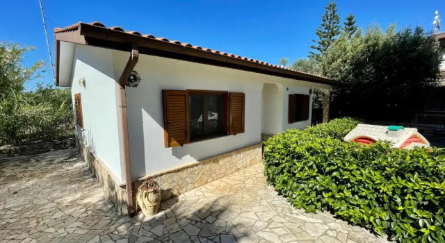 AgriFamily Village, Book Hotel Hotels in Murgia with Parking, Parking