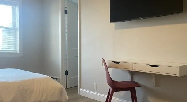 Studio Apartment 202