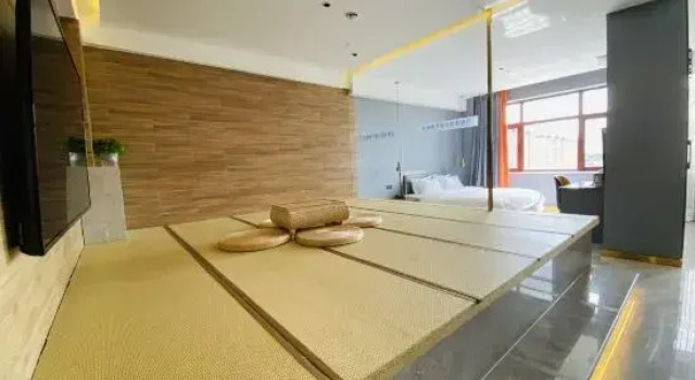 Люкс Deluxe Four Seasons Hot Spring Hotel (Da'an Nenjiangwan Wetland Park High-speed Railway Station)