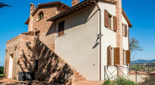 LA TORRE DEI FAGIANI 8&2, Emma Villas
