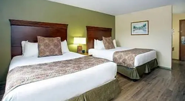 Четырёхместный номер Standard Western Heritage Inn Travelodge by Wyndham Bozeman