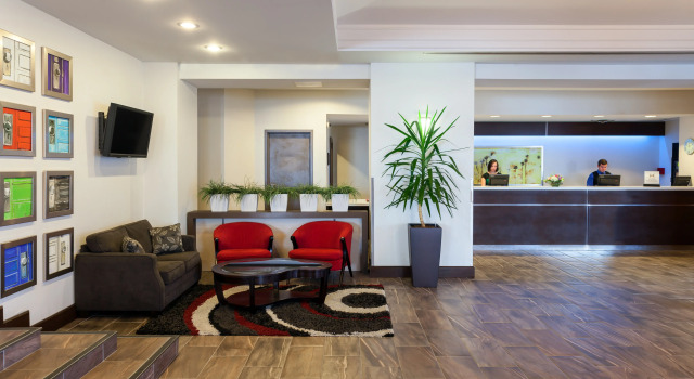 Saint John Harbourfront Hotel, Забронировать Отель Отели River Valley с бассейном, Бассейн