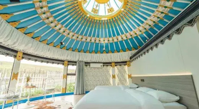 Семейный тент Erguna City Black Mountain Head Wild B&B