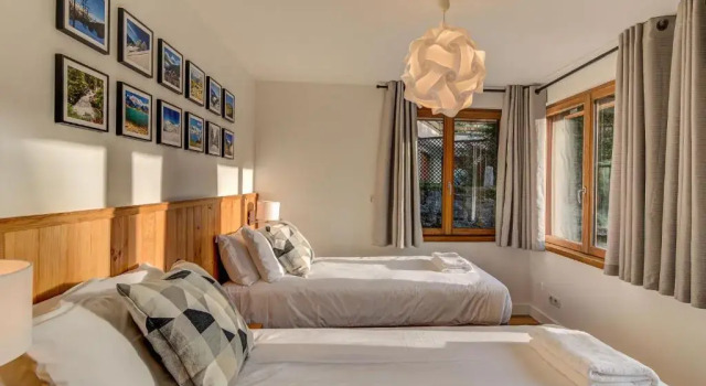 BIOLAY 2 - Alpes Travel - Central Chamonix - Sleeps 6