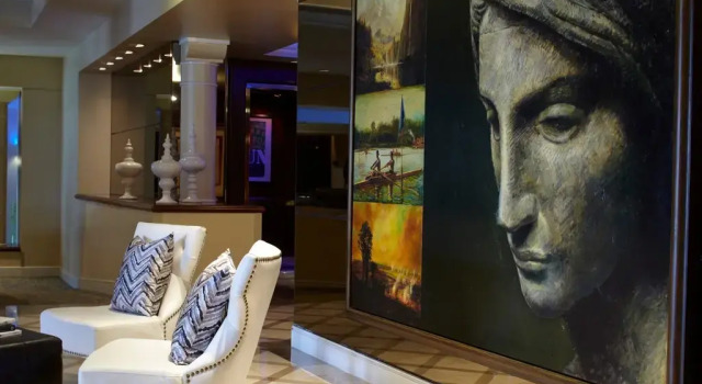 Renaissance Los Angeles Airport Hotel