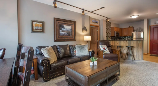 Winter Park Resort Lodging - Zephyr Mountain Condos, Забронировать Курортный отель Винтер Парк Winter Park - Fraser, рядом с Лыжный подъёмник Super Gauge Express