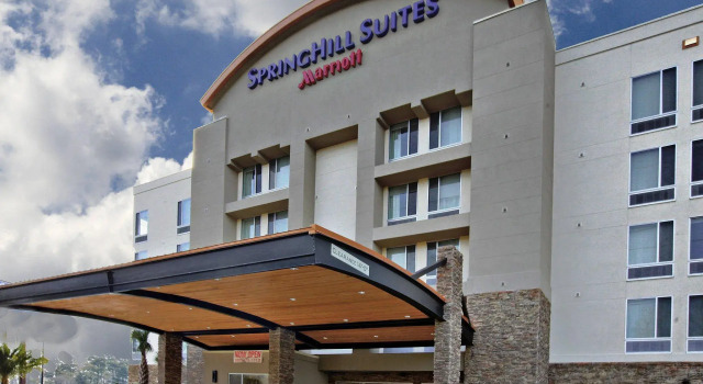 Четырёхместный люкс SpringHill Suites by Marriott Lake Charles