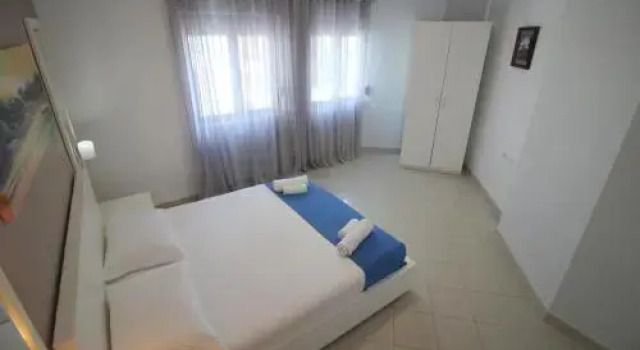Portafortuna Apartments