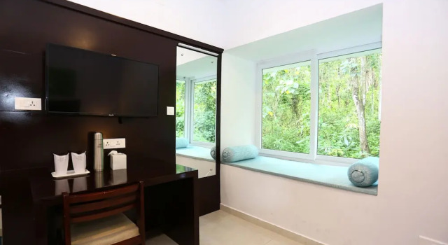 Люкс Crayons Guest House Munnar