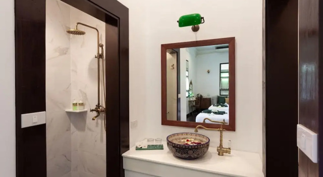 Семейный номер Standard с 4 комнатами с балконом и с видом на сад Sound Gallery House Phuket Town